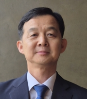 사본 - 윤병호 교수.jpg